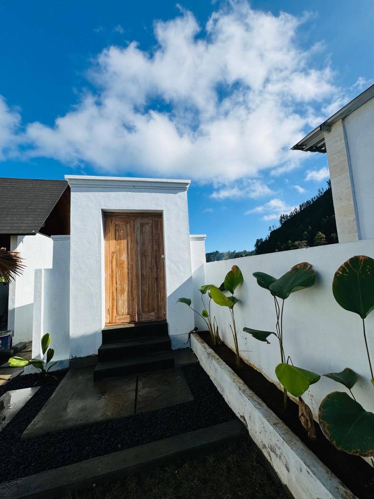 Volcano Cottages Kubupenlokan ภายนอก รูปภาพ